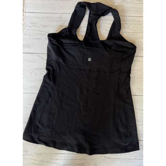 Lululemon Black Scoop Neck Tank Women’s 8 Racerback W-Built In Bra Coolmax - Picture 7 of 7